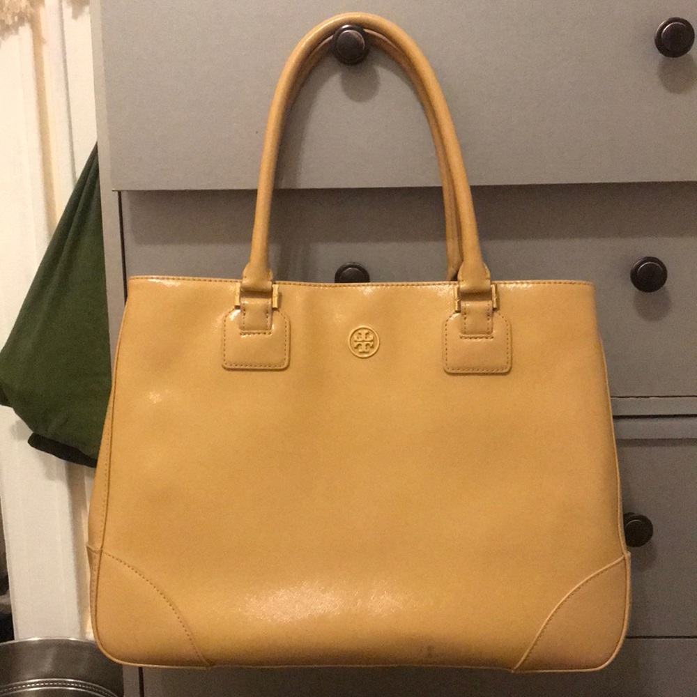 Tory Burch Large Tan Patent Leather Saffiano Tote